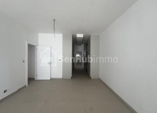 Appartement F4 Haut Standing – DAKAR PLATEAU de 250 m² / Location résidentielle