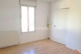 CHAMBRE A LOUER POUR FILLE